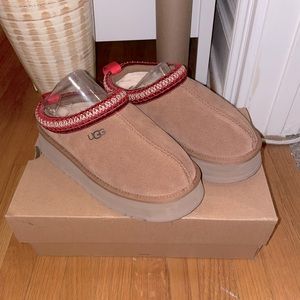 Ugg Tazz